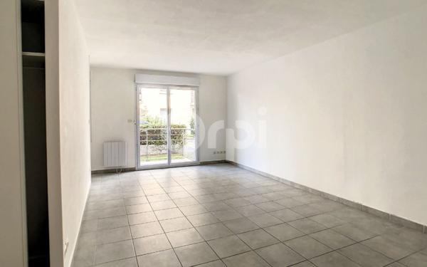 Appartement à louer    2 pièces •  Brive-la-Gaillarde