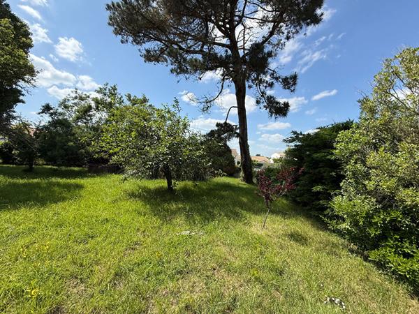 Terrain Givrand 380 m2