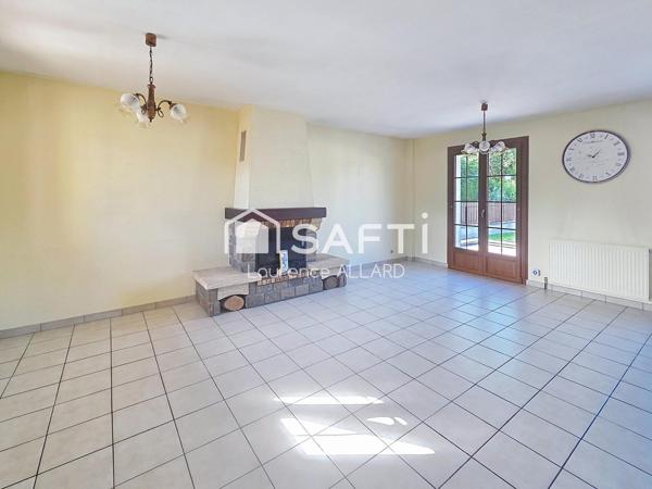 Maison familiale non-mitoyenne avec jardin, au calme