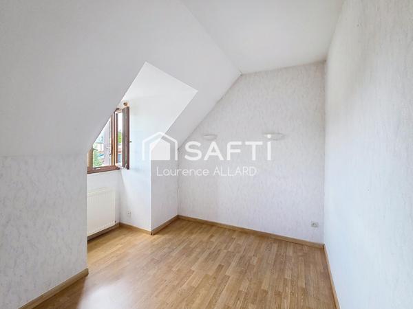 Maison familiale non-mitoyenne avec jardin, au calme