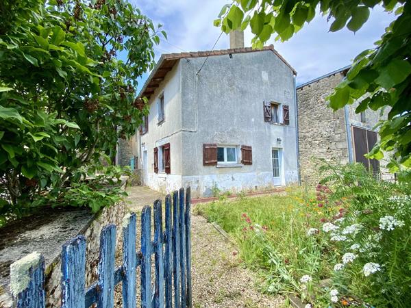 Maison de hameau avec joli espace extérieur