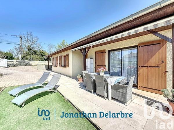 Maison traditionnelle 4 pièces de 90 m² à Tignieu-Jameyzieu (38230)