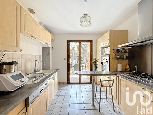 Maison traditionnelle 4 pièces de 90 m² à Tignieu-Jameyzieu (38230)