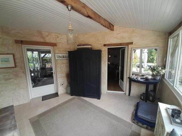Maison rénovée de 3 chambres dans un endroit charmant en bordure de village