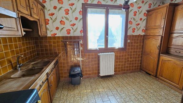 Maison individuelle à vendre à Bassu dans la Marne (51300), ref : 51081/921