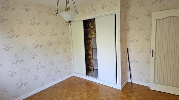 Maison individuelle à vendre à Bassu dans la Marne (51300), ref : 51081/921