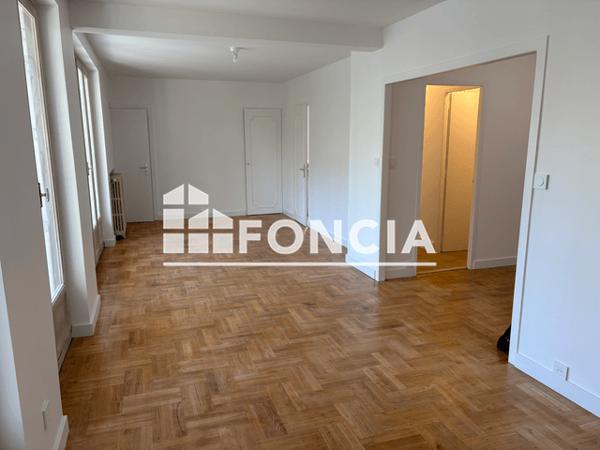 Location Appartement 3 pièces 72.6 m² - 27 RUE MAGENTA Poitiers 86000