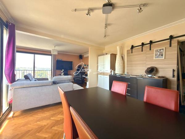 Appartement à vendre 5 pièces de 101 m²
