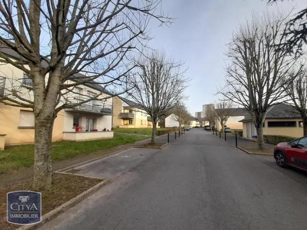 Appartement à louer 2 pièces 47.75m² Sedan (08200)