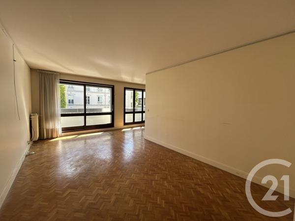 Appartement F4 / 5 à vendre  5 pièces - 106,10 m 2   PARIS  - 75012