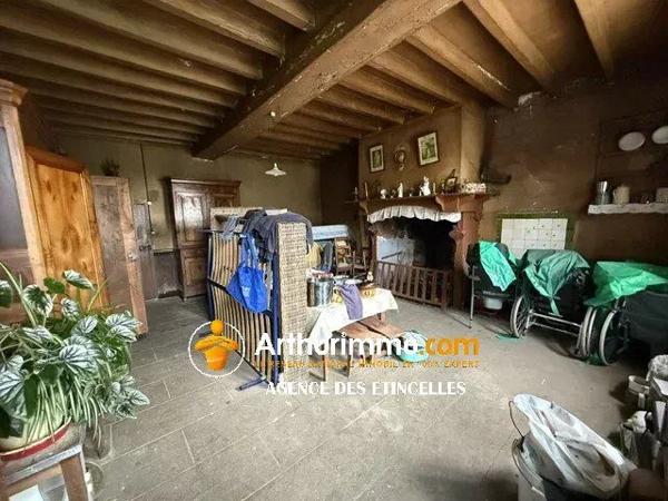 Vente                                                      Maison
                        
                     3 pièces                      86 m2                     à Martigné-Ferchaud