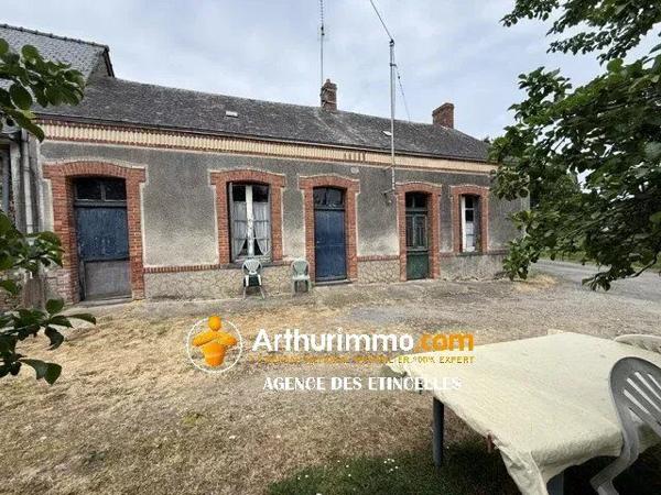 Vente                                                      Maison
                        
                     3 pièces                      86 m2                     à Martigné-Ferchaud