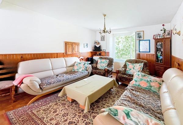 Immeuble de rapport 2 duplex de type T5 et extérieurs