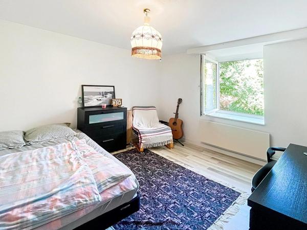 Immeuble de rapport 2 duplex de type T5 et extérieurs