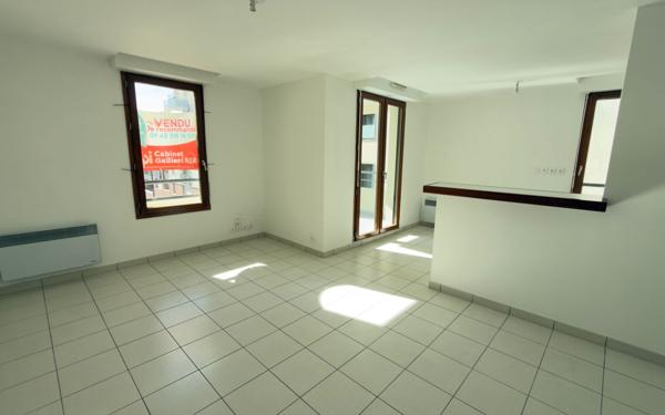 Appartement à vendre    2 pièces • 49,50 m2 Neuilly-sur-Marne