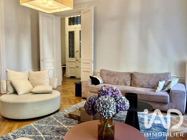 Maison à vendre 13 pièces 450 m² Tours