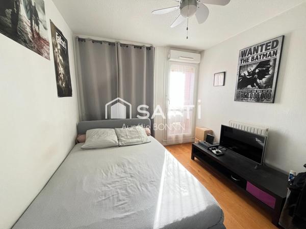 Talence - Bel Appartement en duplex  avec terrasse sans vis à vis comprenant 4 chambres; vendu avec parking en sou sol et cellier