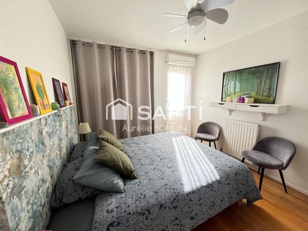 Talence - Bel Appartement en duplex  avec terrasse sans vis à vis comprenant 4 chambres; vendu avec parking en sou sol et cellier