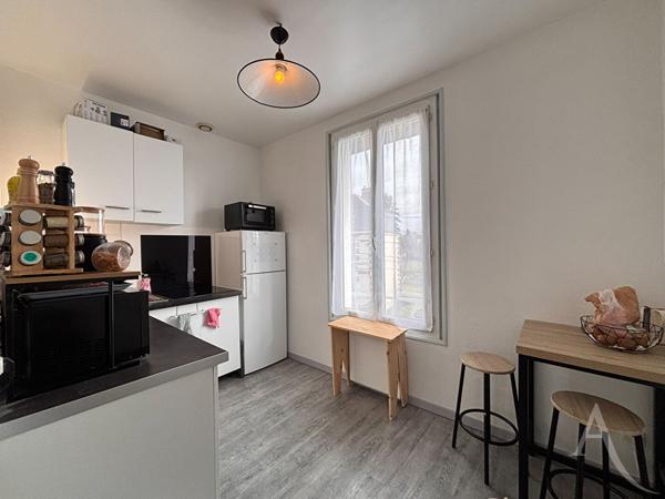 Appartement duplex 2 pièces Rue de Lazenay