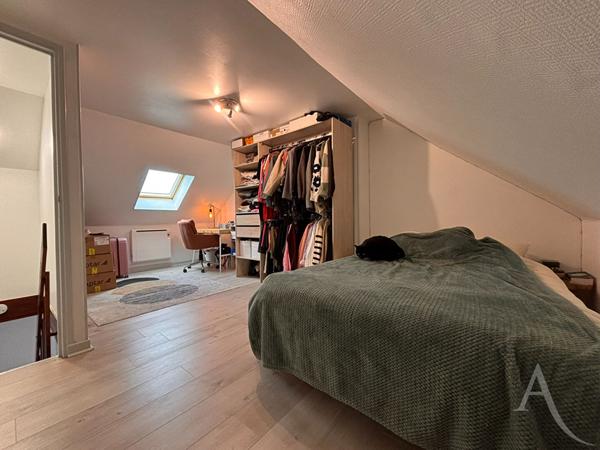 Appartement duplex 2 pièces Rue de Lazenay