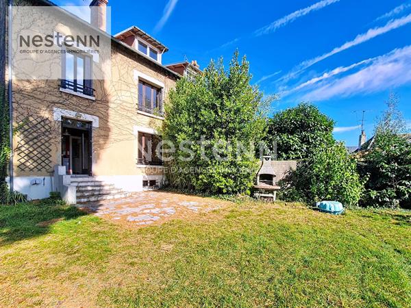 Superbe maison bourgeoise avec grand jardin et garage