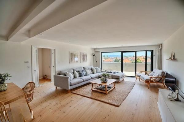 Appartement attique 3 pièces + Garages, Ensisheim