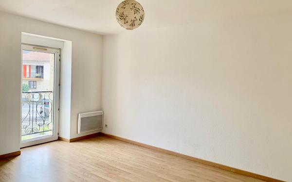 Appartement à louer    3 pièces • 58 m2 Cransac