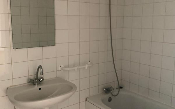 Appartement à louer    3 pièces • 58 m2 Cransac