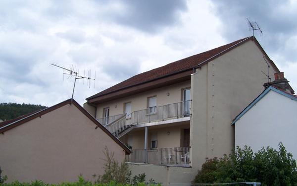 Appartement à louer    3 pièces • 58 m2 Cransac