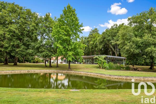 Maison à vendre 10 pièces 374 m² Saint-Aignan-Grandlieu