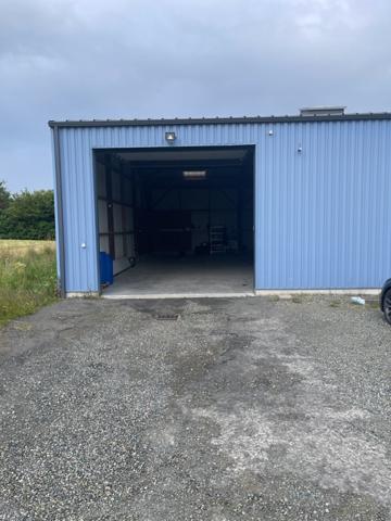 Sillé-le-Guillaume (72140) LOCAL D'ACTIVITE OU COMMERCIAL SITUE A 5 MIN DE LA GARE DE SILLE LE GUILLAUME