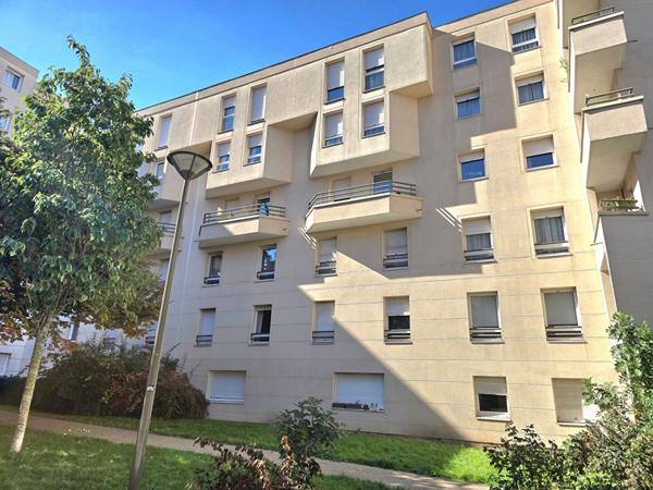 Appartement Rosny Sous Bois 1 pièce(s) 29.18 m2 Idéal pour un premier achat ou un investissement locatif