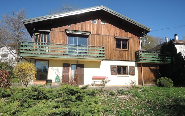 Maison à vendre    6 pièces •  Cormaranche-en-Bugey