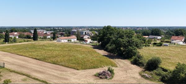 Terrain Montmorillon 2130 m2