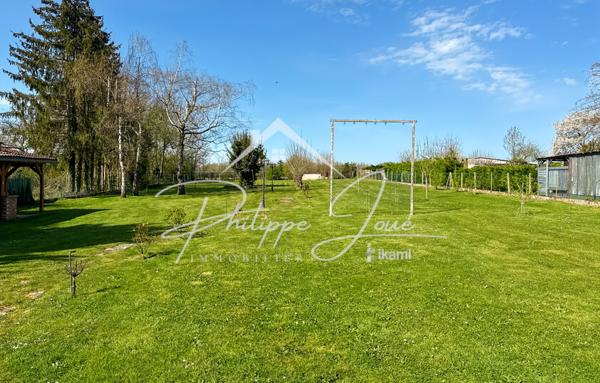 Maison 6 pièces de 125 m2 Secteur Saint-Valérien 89150