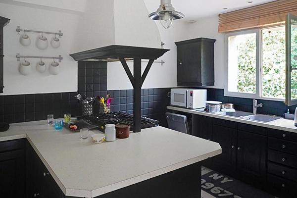 MAISON - 133 m² - Pontoise - 6 pièces, 4 chambres, garage double - SECTEUR RECHERCHE -