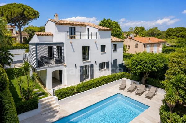 Maison à vendre 5 pièces FREJUS (83), piscine, jacuzzi, terrasses, jardin, garage