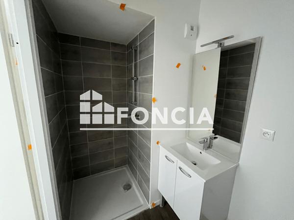 Location Studio meublé 20.35 m² - 145 RUE NATIONALE Le Mans 72000