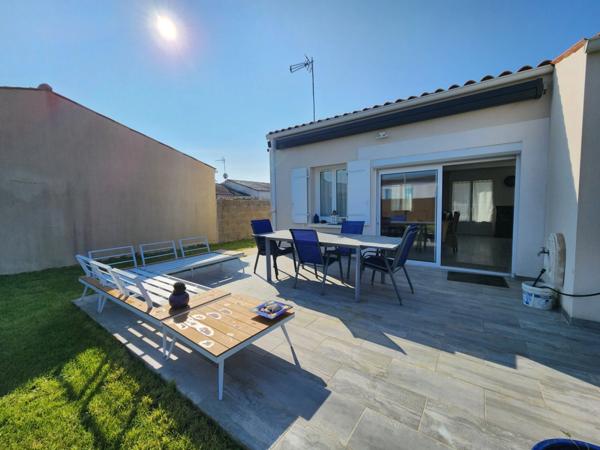 À vendre : Charmante maison de plain-pied 4 pièces – 97 m² habitables + grand garage et abri bois - SAINT PIERRE D'OLERON (17)