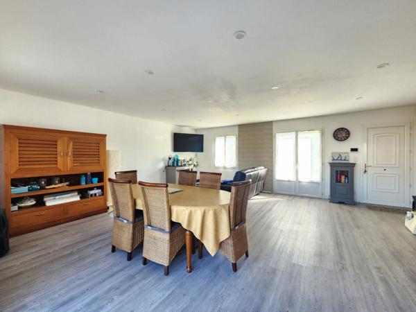 À vendre : Charmante maison de plain-pied 4 pièces – 97 m² habitables + grand garage et abri bois - SAINT PIERRE D'OLERON (17)