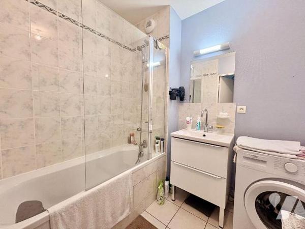 EXCLUSIVITÉ ? NOUVEAUTÉ TRENTE CINQ NOTAIRES

Sur la commune de Janzé (35150), au sein d'une ...