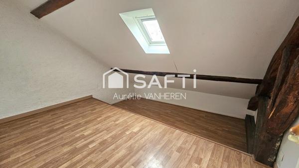 Maison en triplex dans l'hyper centre de Cosne