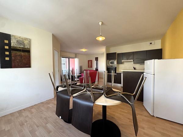 Rochefort : Appartement T3 de 73 m² vue sur le port, terrasse et garage