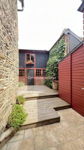 Commerce à vendre 7 pièces de 130 m²