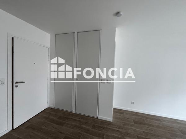 Location Appartement 2 pièces 42.13 m² - Laval 53000
