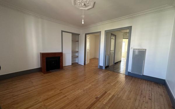 Appartement à vendre    2 pièces • 59 m2 Grenoble