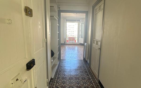 Appartement à vendre    2 pièces • 59 m2 Grenoble