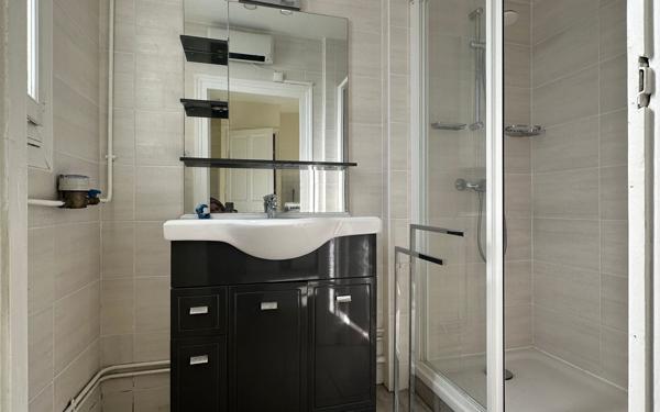 Appartement à vendre    2 pièces • 59 m2 Grenoble