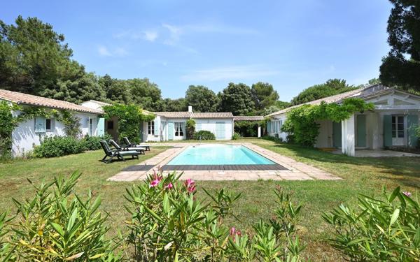 Maison à vendre    10 pièces •  Les Portes-en-Ré