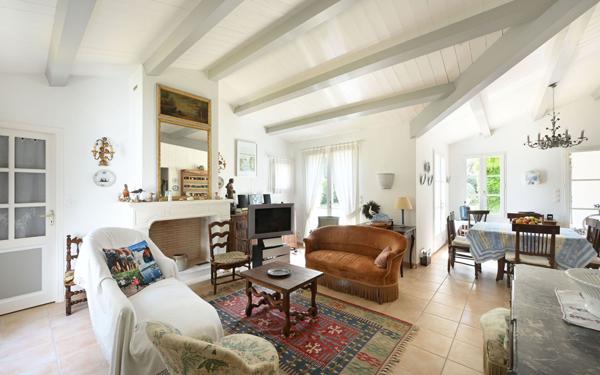 Maison à vendre    10 pièces •  Les Portes-en-Ré